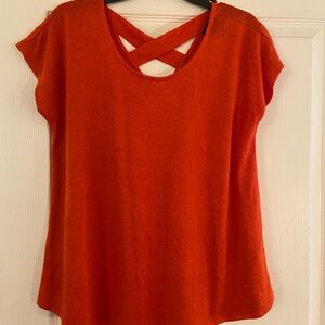 Bobeau Vibrant Red/Orange Crisscross Back Super Soft Flowy Tee